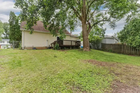 1528 North Hershey Road Bloomington IL 61704