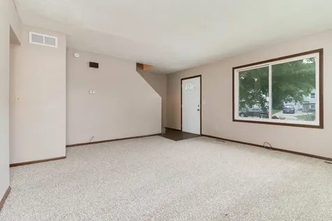 1528 North Hershey Road Bloomington IL 61704