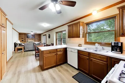 745 Newberry Drive Batavia IL 60510