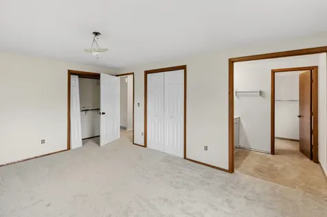 215 Tollview Terrace Gilberts IL 60136
