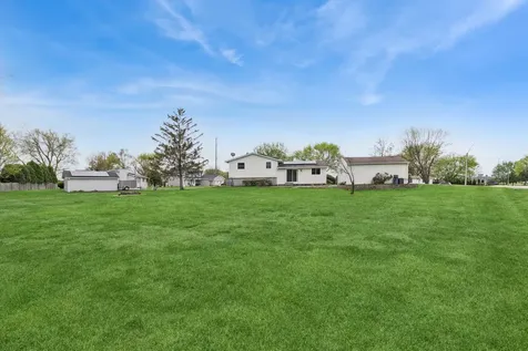 215 Tollview Terrace Gilberts IL 60136