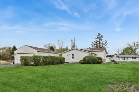 215 Tollview Terrace Gilberts IL 60136