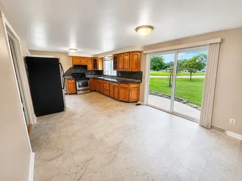 215 Tollview Terrace Gilberts IL 60136