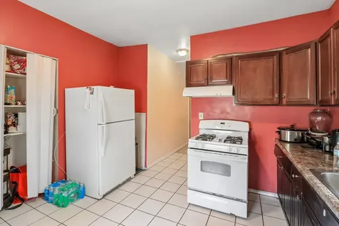 2134 Grove Avenue North Chicago IL 60064