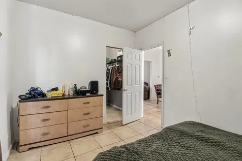 2134 Grove Avenue North Chicago IL 60064