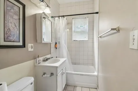 2134 Grove Avenue North Chicago IL 60064