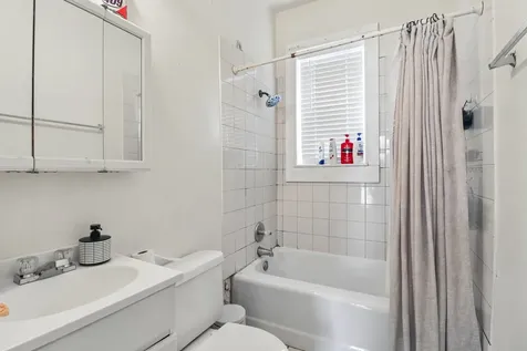 2134 Grove Avenue North Chicago IL 60064