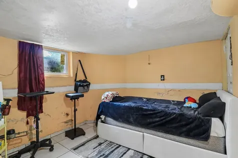 2134 Grove Avenue North Chicago IL 60064