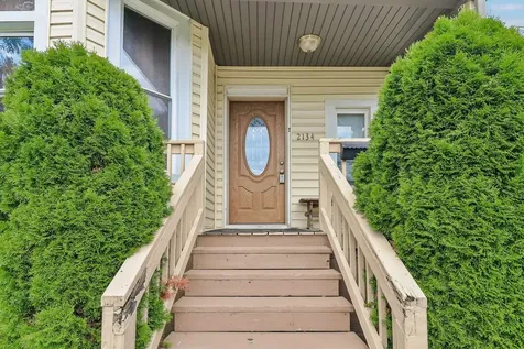 2134 Grove Avenue North Chicago IL 60064