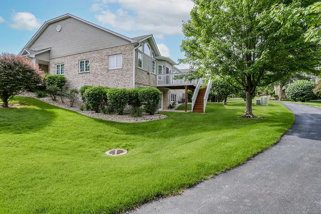 18106 Waterside Circle Orland Park IL 60467