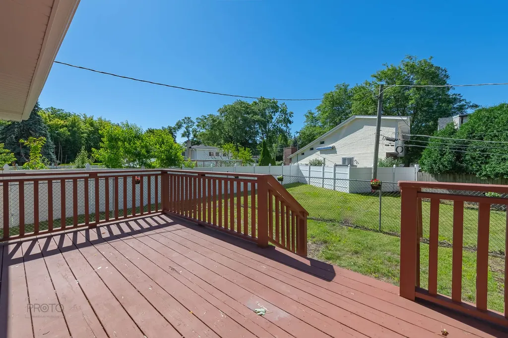 2405 Avondale Avenue Park Ridge IL 60068