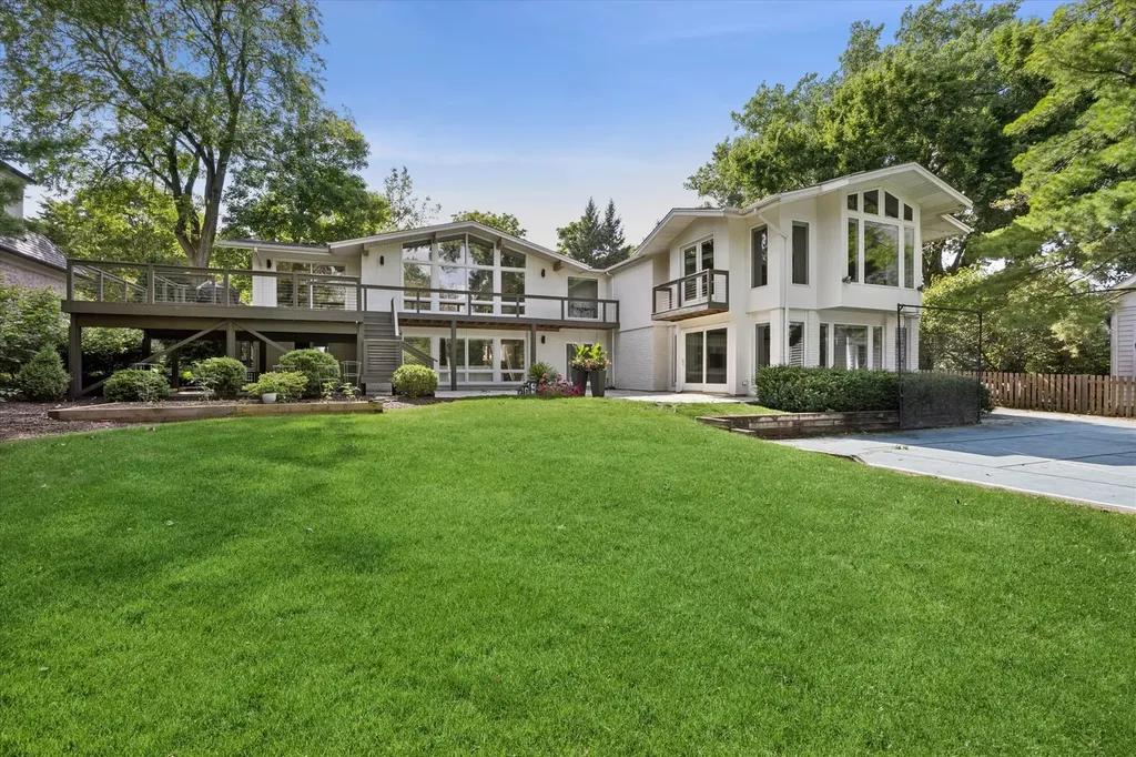447 North Quincy Street Hinsdale IL 60521