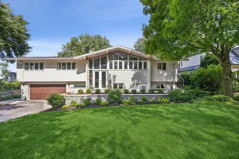 447 North Quincy Street Hinsdale IL 60521