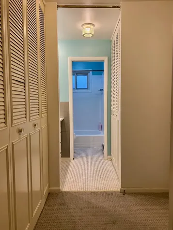 6359 North Ridge Avenue Chicago IL 60660