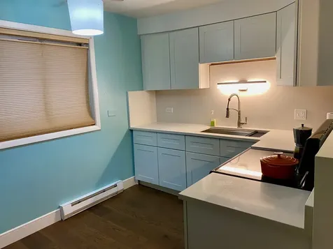 6359 North Ridge Avenue Chicago IL 60660