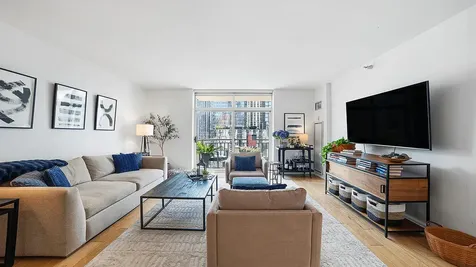 21 West Chestnut Street Chicago IL 60611