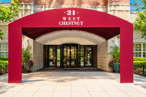 21 West Chestnut Street Chicago IL 60611