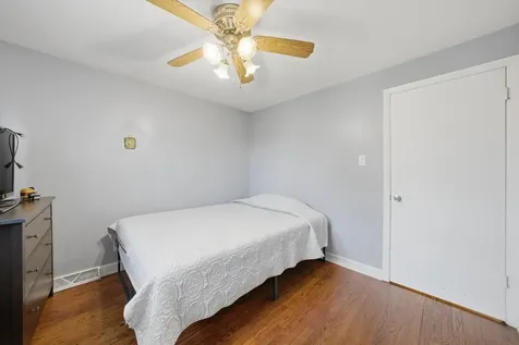 14828 Saint Louis Avenue Midlothian IL 60445