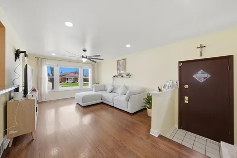 14828 Saint Louis Avenue Midlothian IL 60445