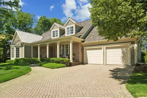 672 South Balmoral Court Lake Forest IL 60045