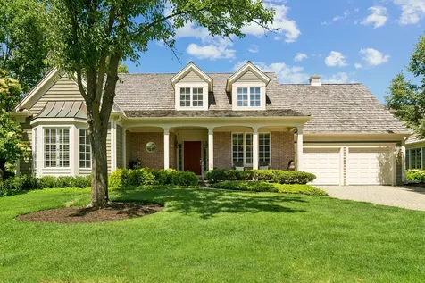 672 South Balmoral Court Lake Forest IL 60045