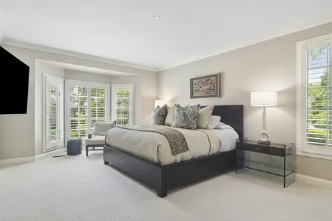 672 South Balmoral Court Lake Forest IL 60045