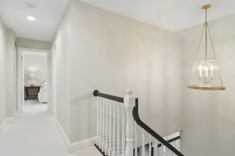 672 South Balmoral Court Lake Forest IL 60045
