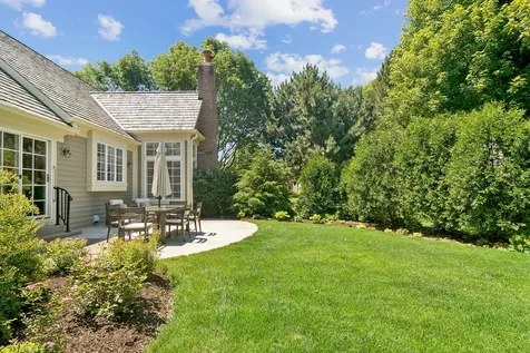 672 South Balmoral Court Lake Forest IL 60045