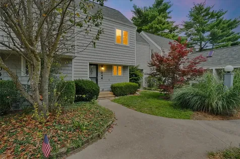 2046 Blackthorn Drive Champaign IL 61821