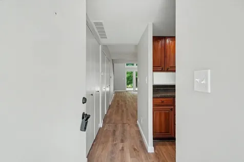 2046 Blackthorn Drive Champaign IL 61821