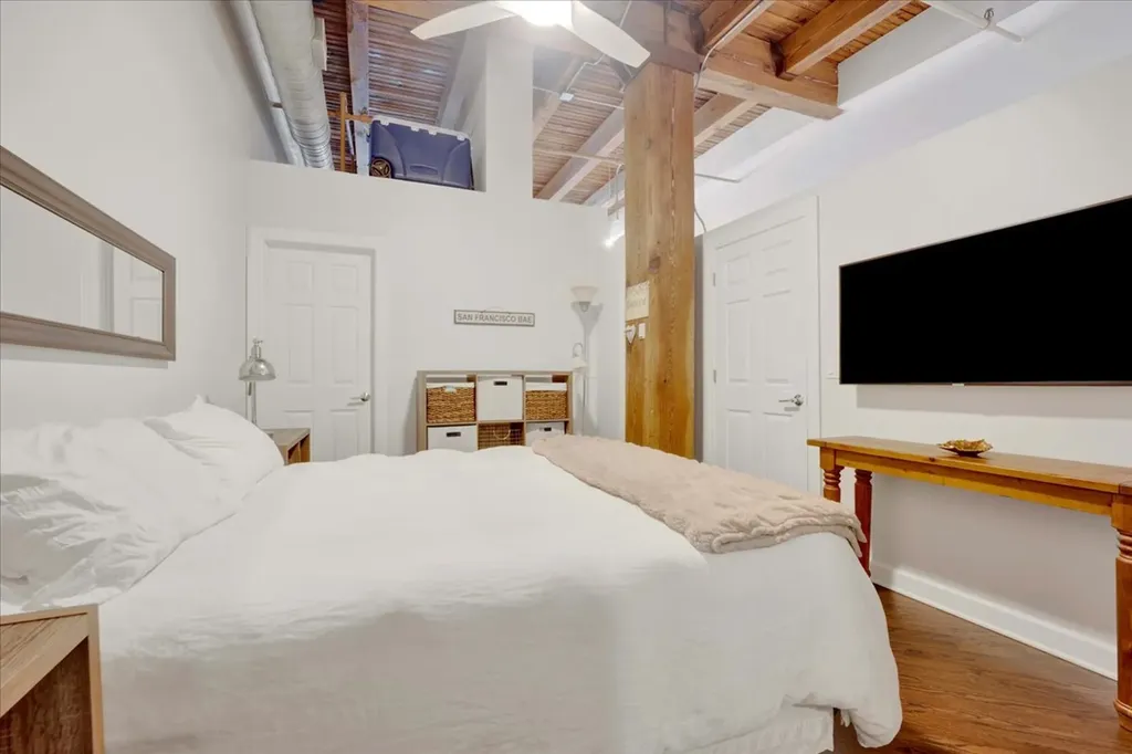 616 West Fulton Street Chicago IL 60661