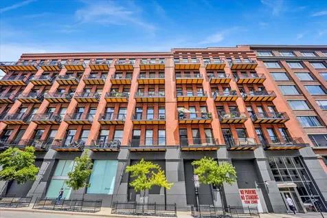 616 West Fulton Street Chicago IL 60661