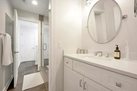 616 West Fulton Street Chicago IL 60661