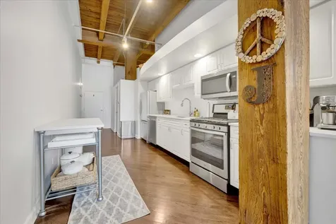 616 West Fulton Street Chicago IL 60661