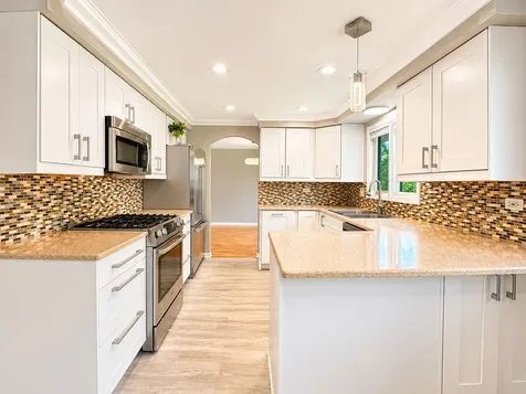 1106 Westfield Lane Schaumburg IL 60193