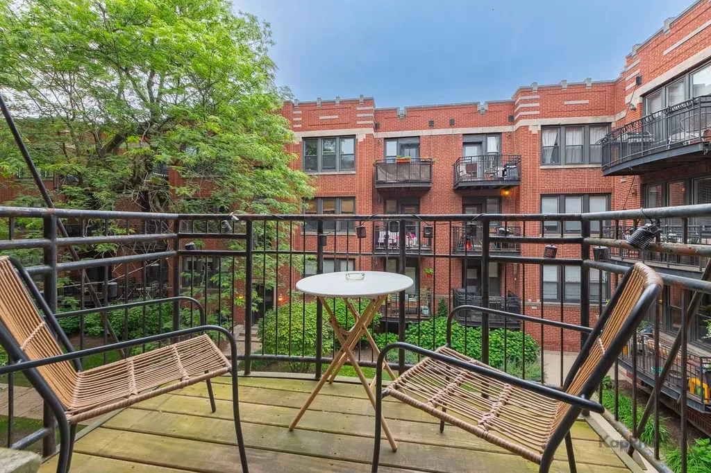 5913 North Paulina Street Chicago IL 60660
