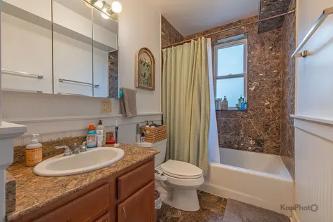 5913 North Paulina Street Chicago IL 60660