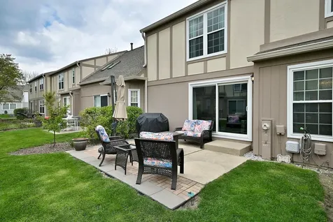 1475 Garnet Circle Hoffman Estates IL 60192