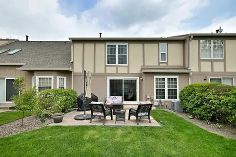 1475 Garnet Circle Hoffman Estates IL 60192