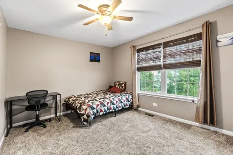 2677 Pecos Circle Montgomery IL 60538