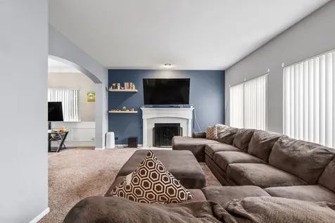 2677 Pecos Circle Montgomery IL 60538