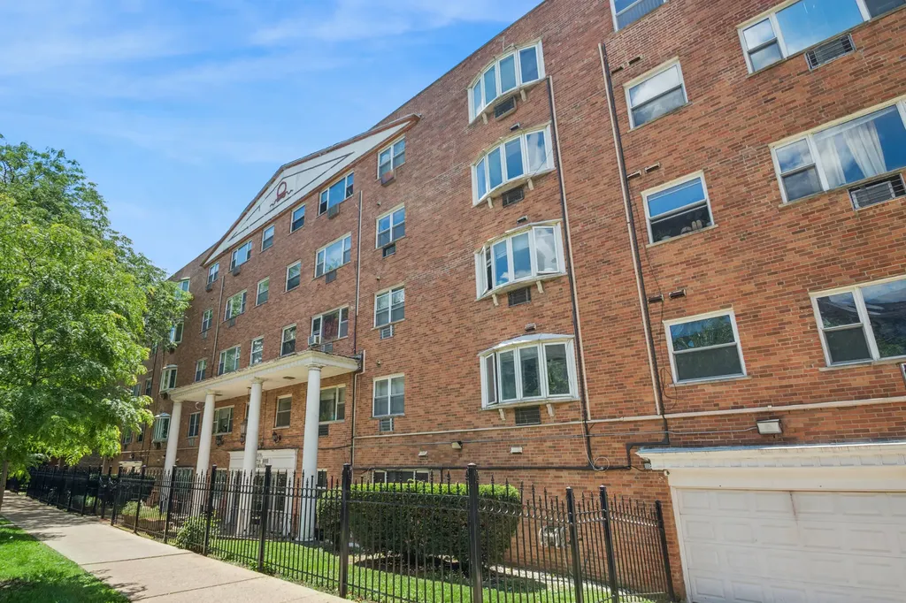 5918 North Kenmore Avenue Chicago IL 60660