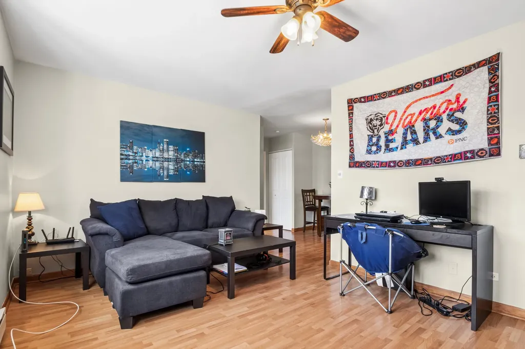 5918 North Kenmore Avenue Chicago IL 60660