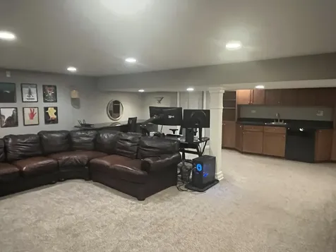 2030 Forest Ridge Road St. Charles IL 60174