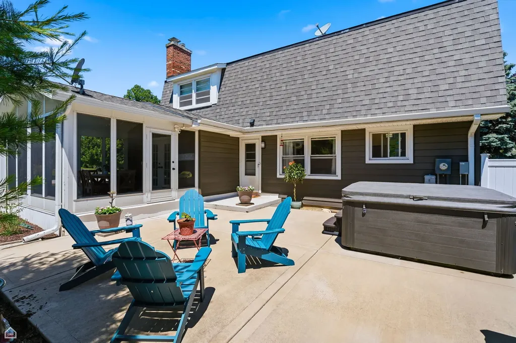 837 62ND Street Downers Grove IL 60516