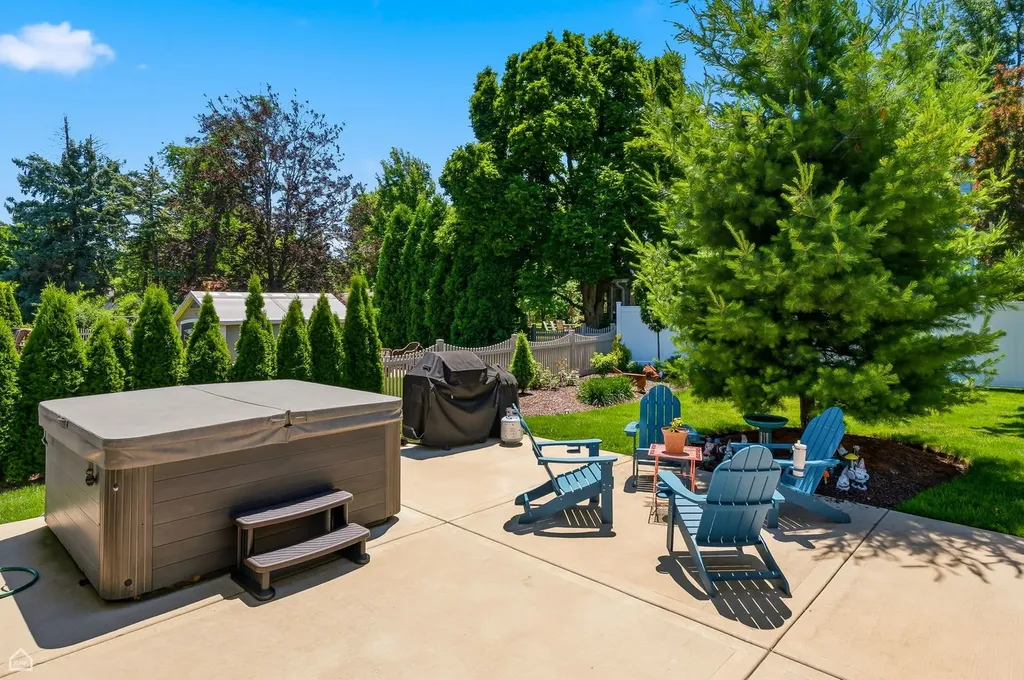 837 62ND Street Downers Grove IL 60516