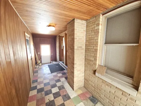 279 North State Street Hampshire IL 60140