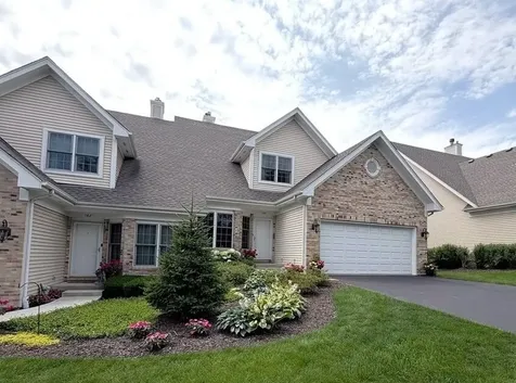 184 Red Top Drive Libertyville IL 60048