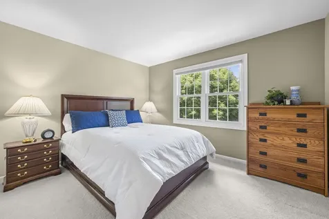184 Red Top Drive Libertyville IL 60048