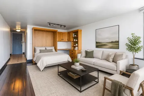 720 West Gordon Terrace Chicago IL 60613